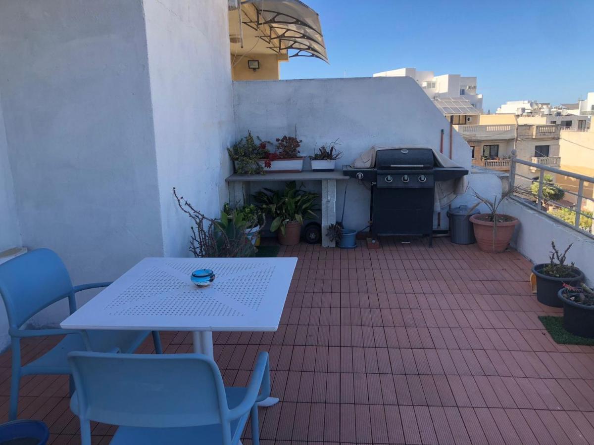 Penthouse In Kappara San Gwann Ngoại thất bức ảnh