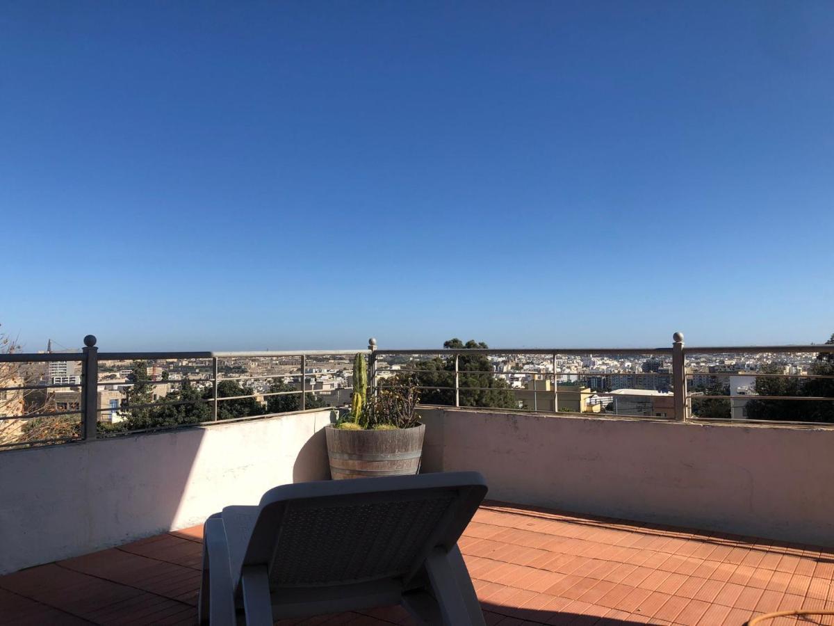 Penthouse In Kappara San Gwann Ngoại thất bức ảnh
