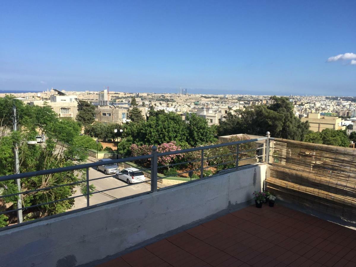 Penthouse In Kappara San Gwann Ngoại thất bức ảnh